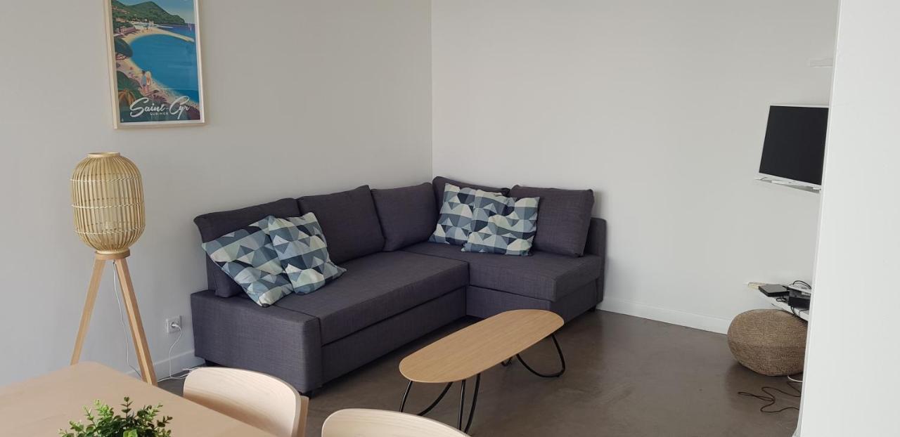 Les Pieds Dans L'O - Appartement 50M2 Front De Mer Saint-Cyr-sur-Mer Ngoại thất bức ảnh